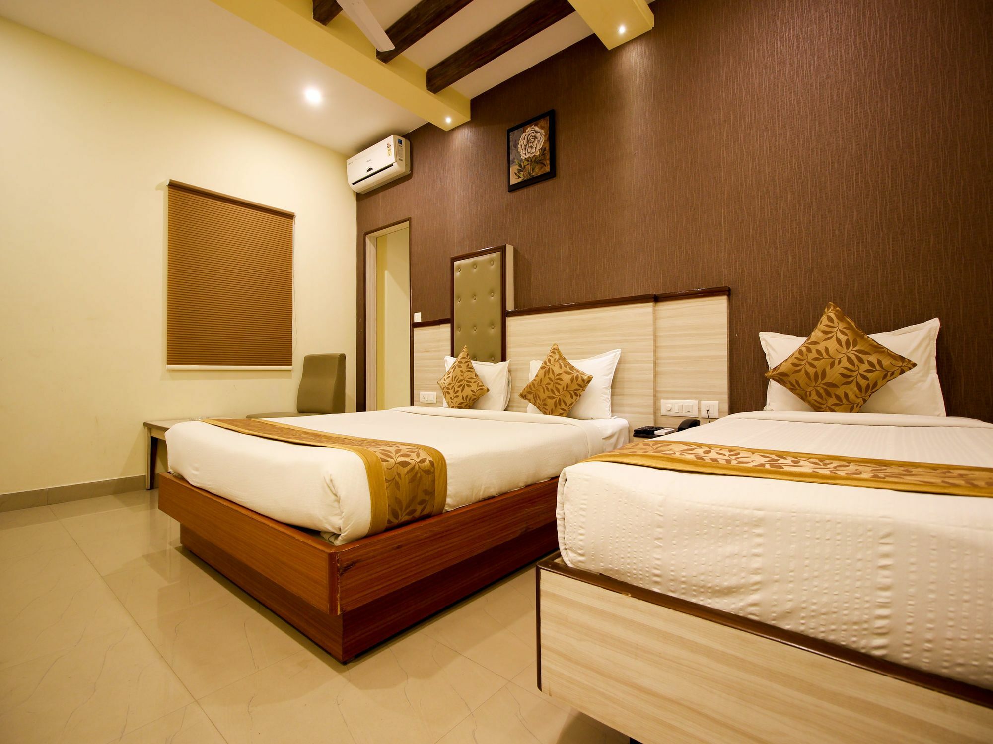 Oyo 6960 Kengeri Hotel Bangalore Ngoại thất bức ảnh