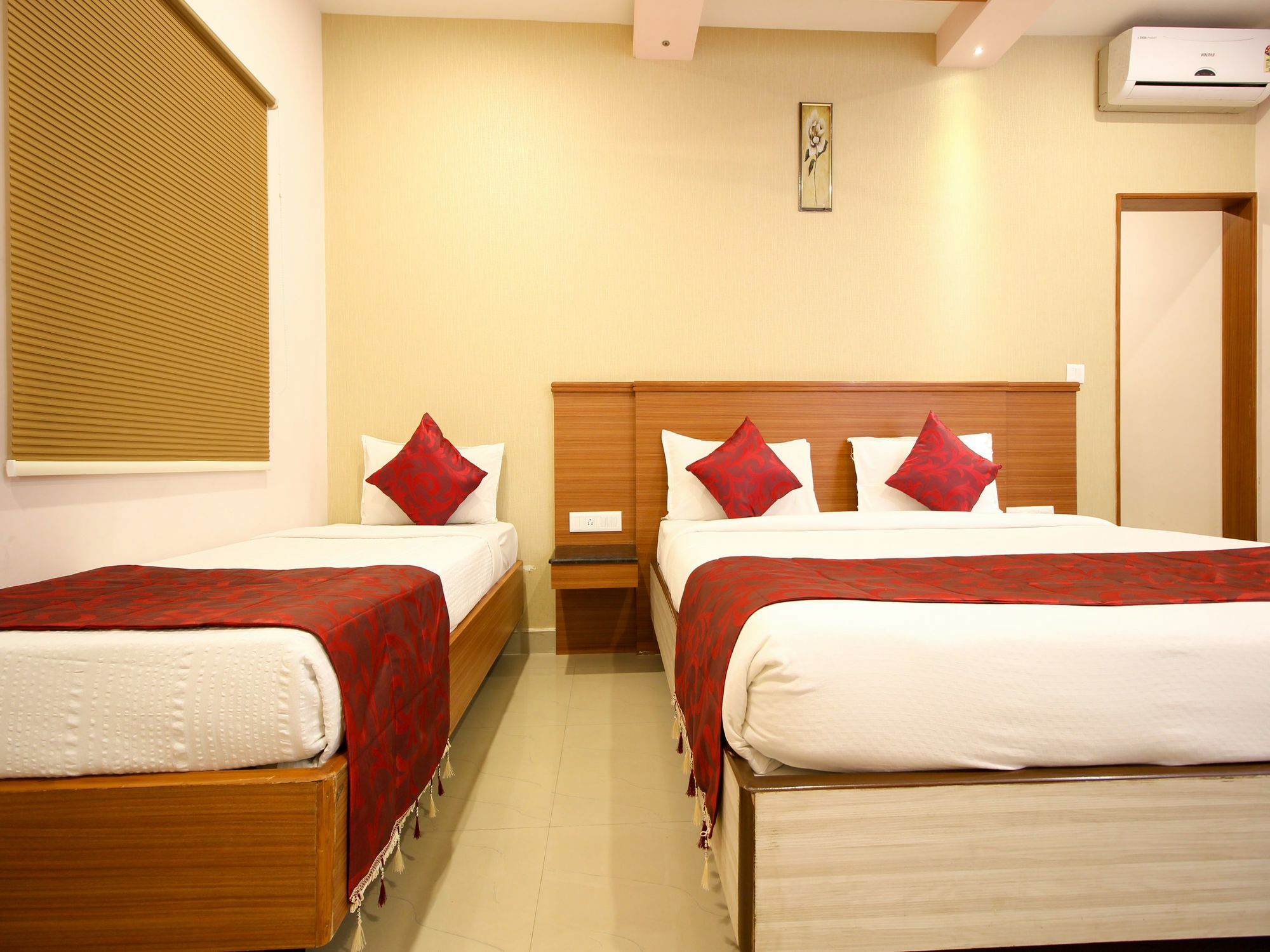 Oyo 6960 Kengeri Hotel Bangalore Ngoại thất bức ảnh