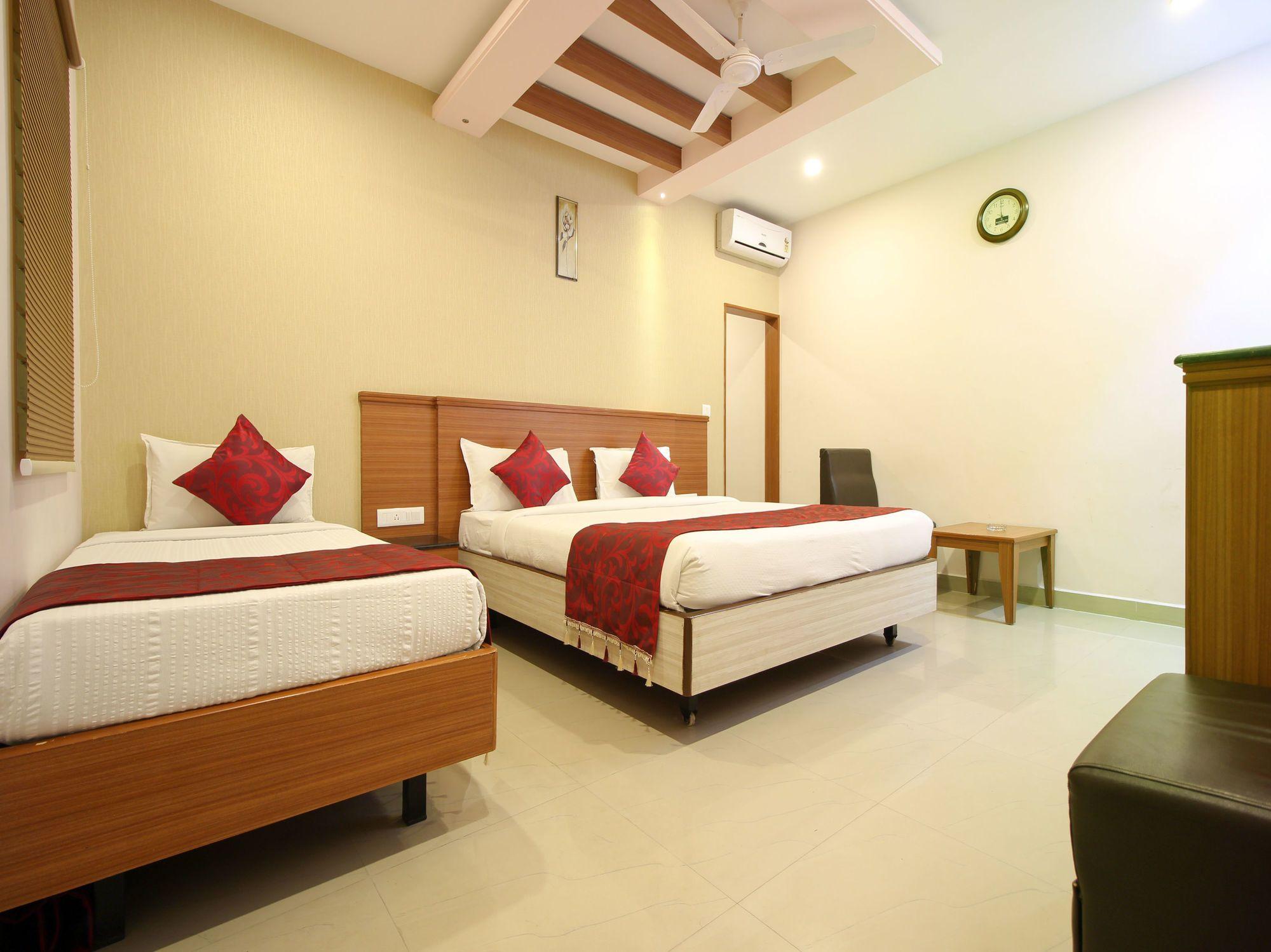 Oyo 6960 Kengeri Hotel Bangalore Ngoại thất bức ảnh