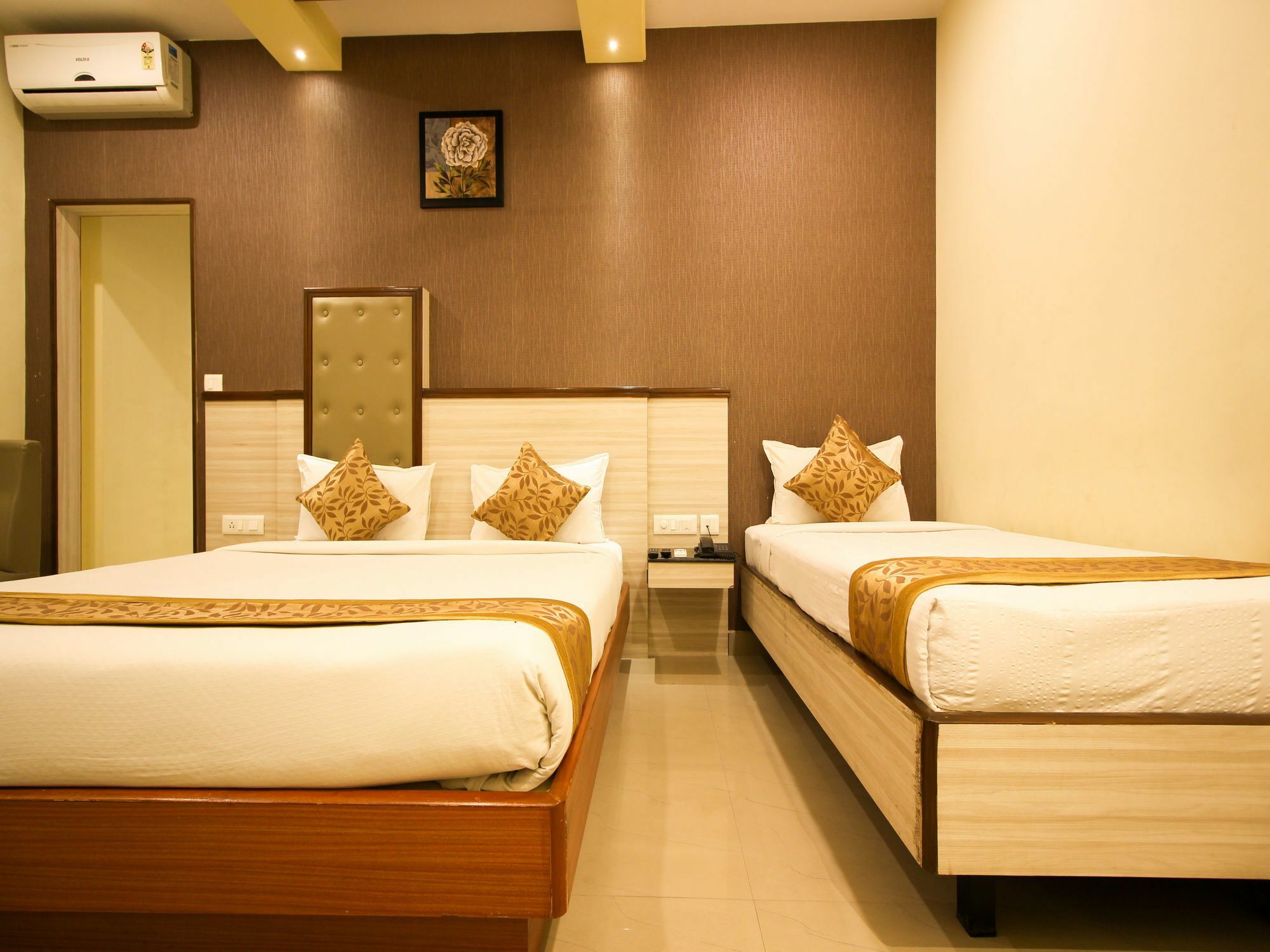 Oyo 6960 Kengeri Hotel Bangalore Ngoại thất bức ảnh