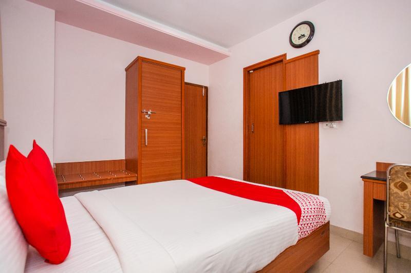 Oyo 6960 Kengeri Hotel Bangalore Ngoại thất bức ảnh
